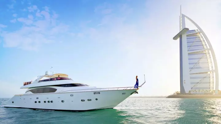 62 FT Yacht